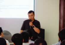 CHA GIOAN BAOTIXITA PHƯƠNG ĐÌNH TOẠI THUYẾT TRÌNH TẠI HỌC VIỆN NGÔI LỜI – SÀI GÒN