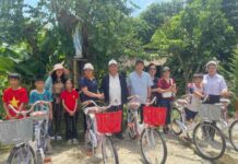 TẤM LÒNG ĐẾN VỚI CÕI LÒNG