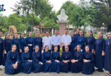 Quý Yắ Dòng Ảnh Phép Lạ Kon Tum thăm Nha Trang