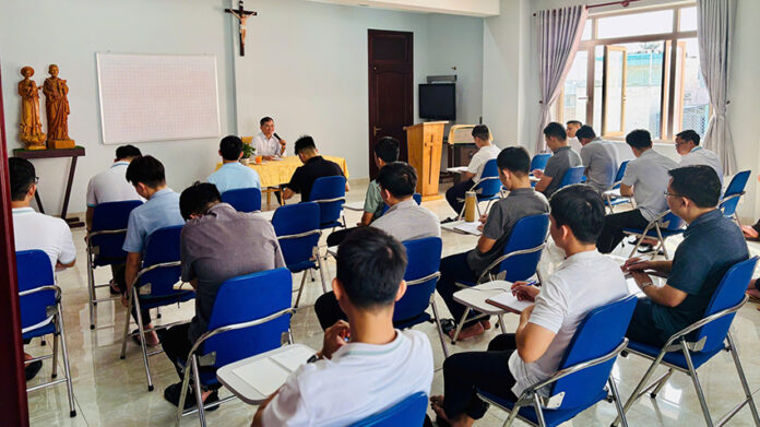 CD Triet tinh tam 4-26 (6)