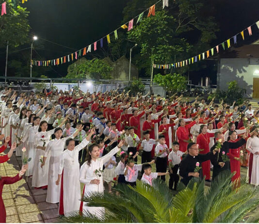 Gx. Vĩnh Tuy: Mùa Hoa 2026 dâng Mẹ Maria