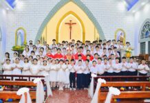 GIÁO XỨ THÁNH GIA: 90 EM ĐÓN NHẬN HỒNG ÂN THÊM SỨC VÀ RƯỚC LỄ LẦN ĐẦU