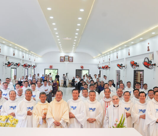MỪNG NGÀY THÀNH LẬP DÒNG NGÔI LỜI VÀ JUBILEE