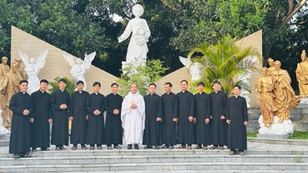 LINH THAO TẬP VIỆN NGÔI LỜI – NIÊN KHÓA 2026–2027